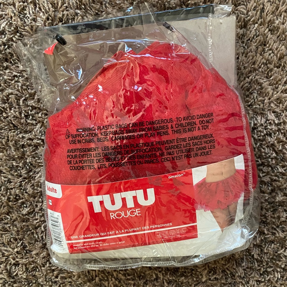 Red tutu - Picture 2 of 2